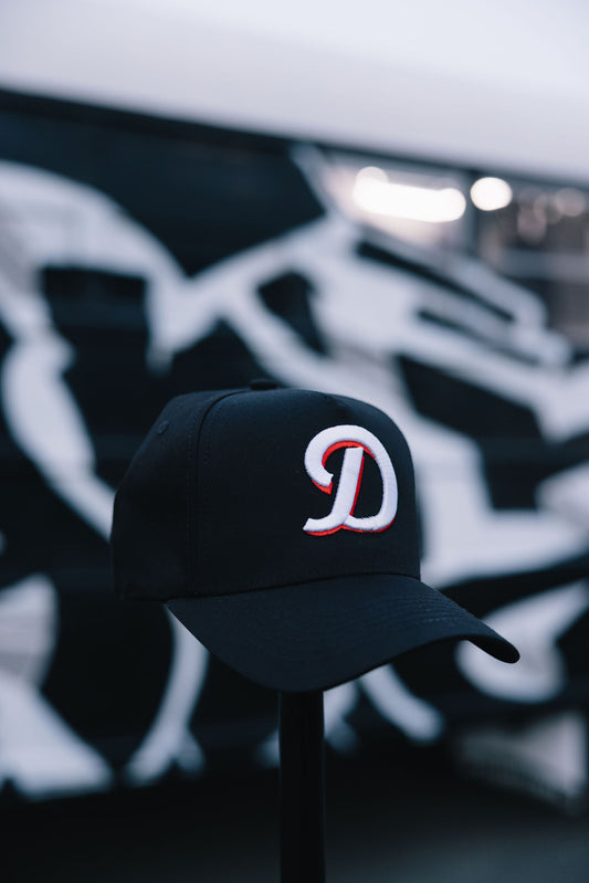 (E) DISTANZ "D" BLACK CAP