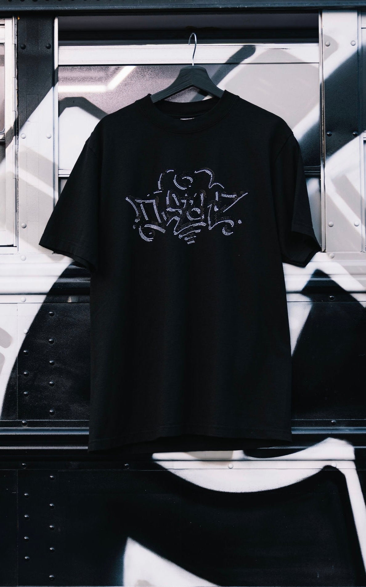 (A) VVS RHINESTONES TEE