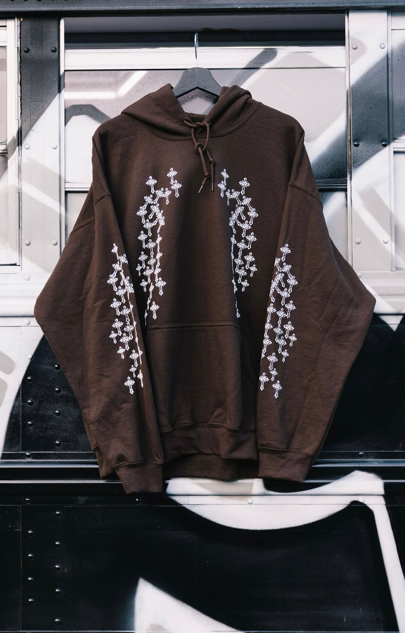 (B) INFINITE CROSS BROWN HOODIE